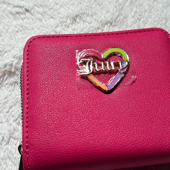 Juicy Couture Hot Pink Flash Love Mode Faux Leather Small Zip Around Wallet NEW - Picture 2 of 11